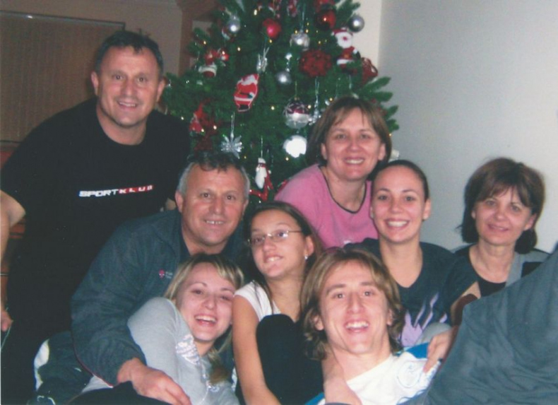 Иллюстрация к книге — Лука Модрич. Автобиография [i_027.jpg]