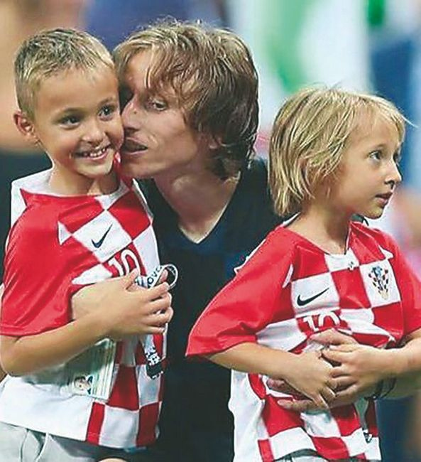 Иллюстрация к книге — Лука Модрич. Автобиография [i_068.jpg]