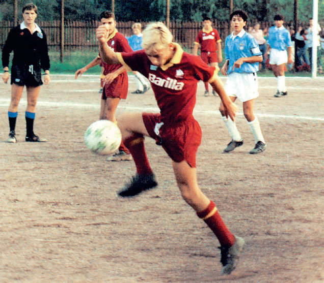 Иллюстрация к книге — Тотти. Император Рима [i_010.jpg]