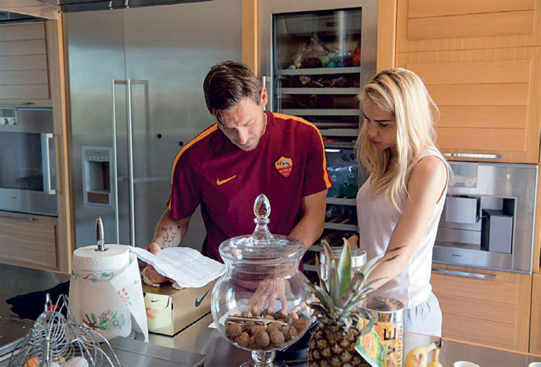 Иллюстрация к книге — Тотти. Император Рима [i_044.jpg]