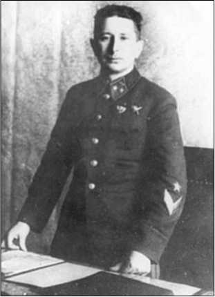 Иллюстрация к книге — Октябрь 1941. Варшавское шоссе [i_012.jpg]