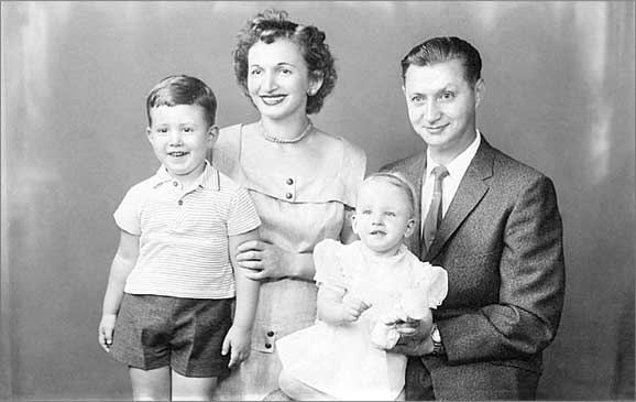 Иллюстрация к книге — Клятва. История сестер, выживших в Освенциме [i_017.jpg]