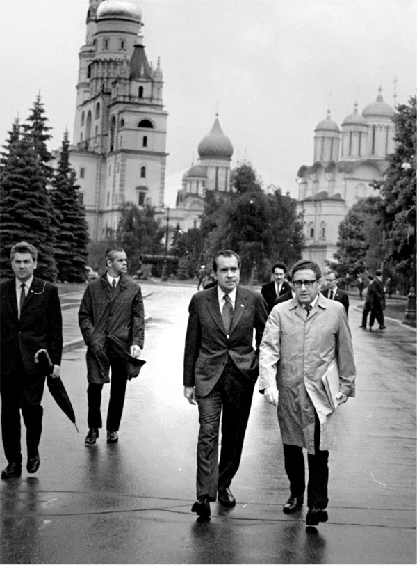 Иллюстрация к книге — Эпоха великих потрясений. Энергетический фактор в последние десятилетия холодной войны [img_32.jpg]