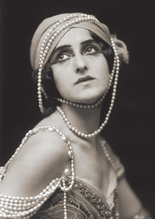 Иллюстрация к книге — Танцующие фаворитки [i_030.jpg]