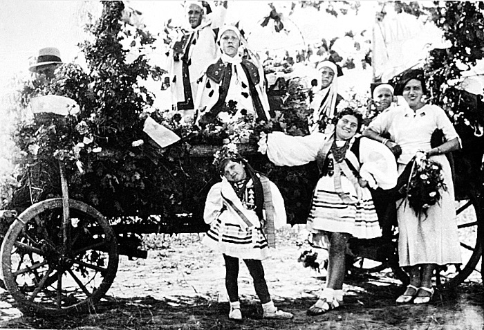 Иллюстрация к книге — В тени Холокоста. Дневник Рении [i_011.jpg]