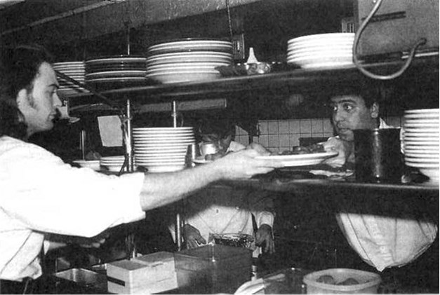 Иллюстрация к книге — Культуры городов [i_022.jpg]