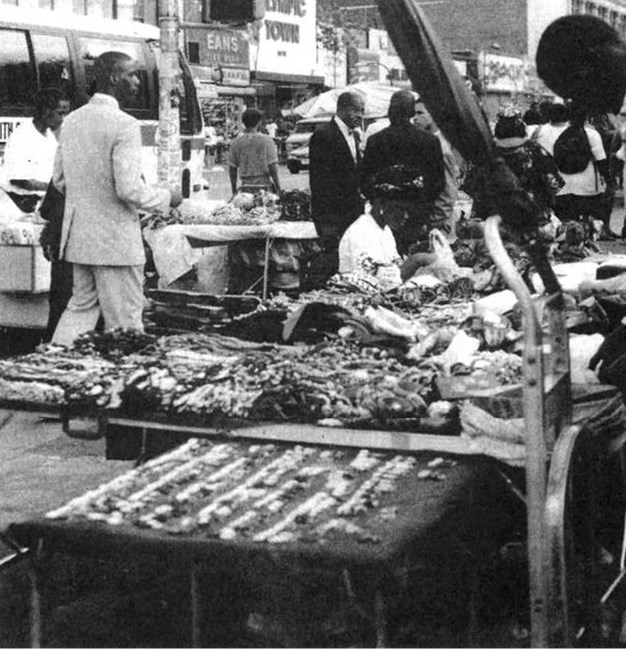 Иллюстрация к книге — Культуры городов [i_039.jpg]