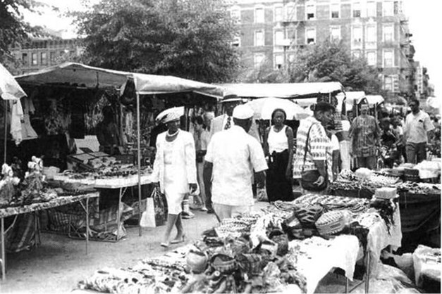 Иллюстрация к книге — Культуры городов [i_043.jpg]