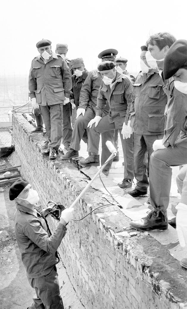 Иллюстрация к книге — Валерий Легасов: Высвечено Чернобылем [i_013.jpg]