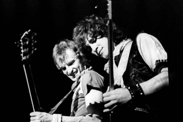 Иллюстрация к книге — Ария: Возрождение Легенды. Авторизованная биография группы [i_005.jpg]