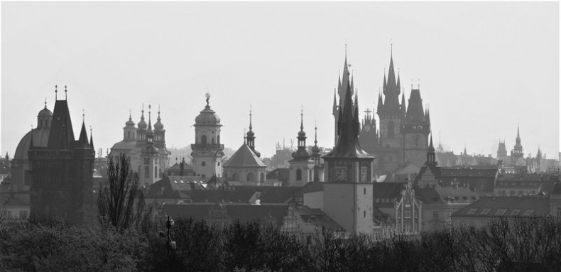 Иллюстрация к книге — Великолепная Прага. Город золотого волшебства [img_102.jpg]