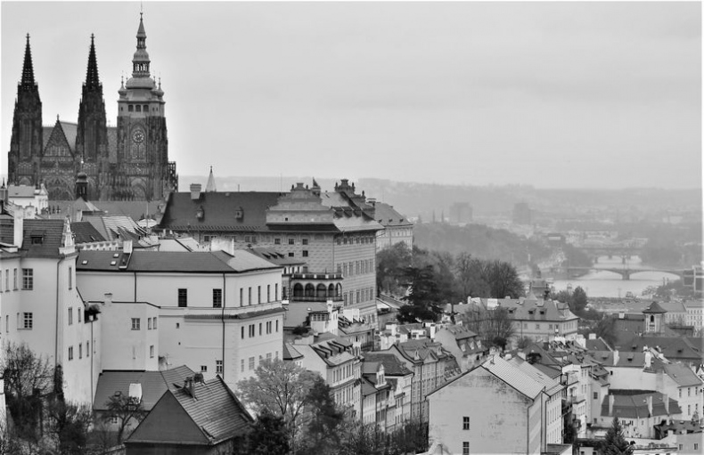 Иллюстрация к книге — Великолепная Прага. Город золотого волшебства [img_104.jpg]