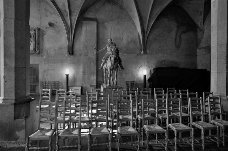 Иллюстрация к книге — Великолепная Прага. Город золотого волшебства [img_57.jpg]