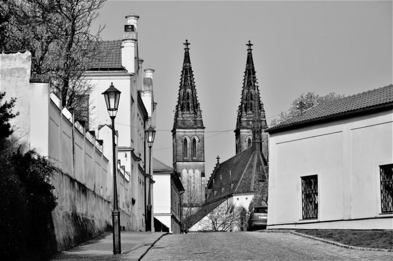 Иллюстрация к книге — Великолепная Прага. Город золотого волшебства [img_9.jpg]