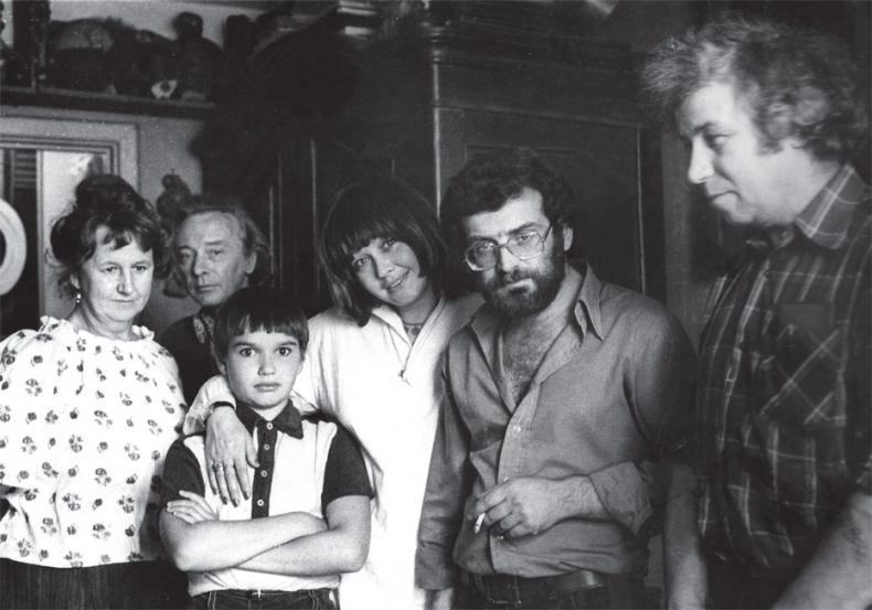 Иллюстрация к книге — Лытдыбр. Дневники, диалоги, проза [i_008.jpg]