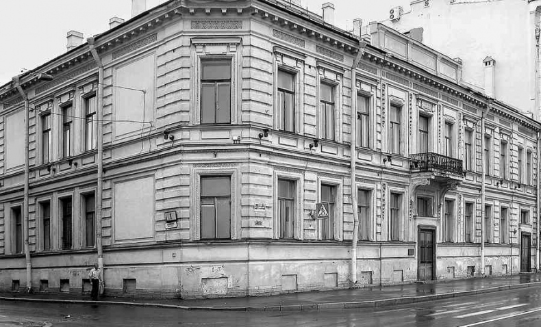 Иллюстрация к книге — История петербургских особняков. Дома и люди [i_041.jpg]