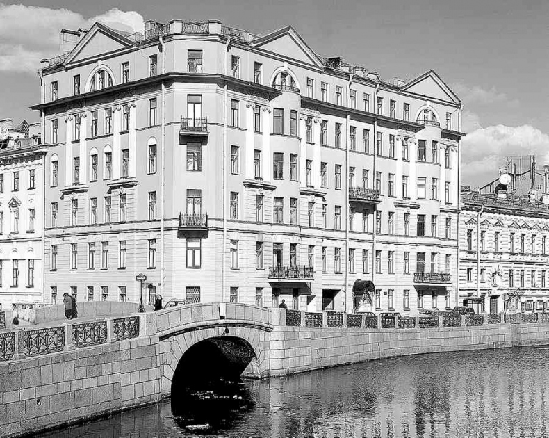 Иллюстрация к книге — История петербургских особняков. Дома и люди [i_102.jpg]