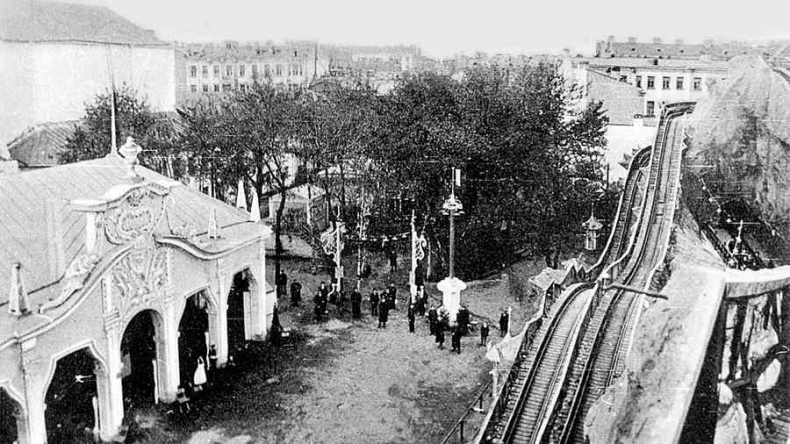 Иллюстрация к книге — История петербургских особняков. Дома и люди [i_167.jpg]