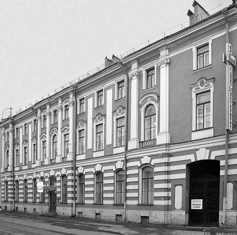 Иллюстрация к книге — История петербургских особняков. Дома и люди [i_292.jpg]