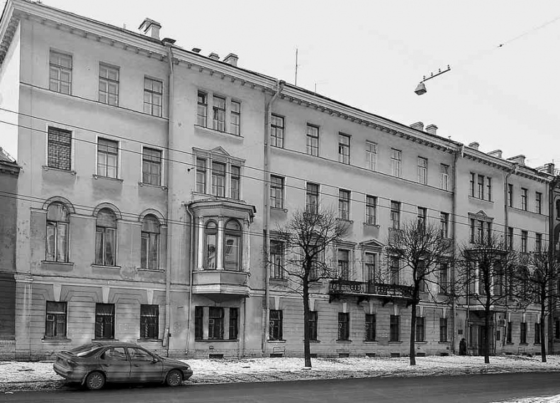 Иллюстрация к книге — История петербургских особняков. Дома и люди [i_343.jpg]