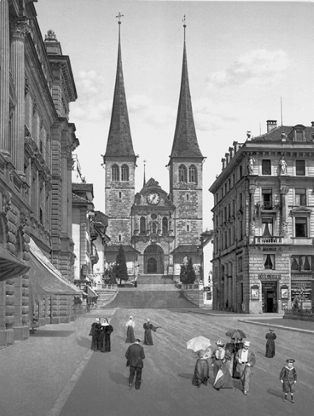 Иллюстрация к книге — Нам нужна великая Россия [i_189.jpg]