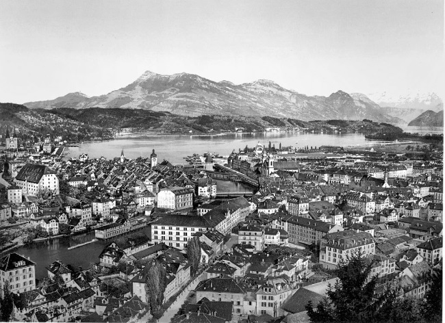 Иллюстрация к книге — Нам нужна великая Россия [i_190.jpg]