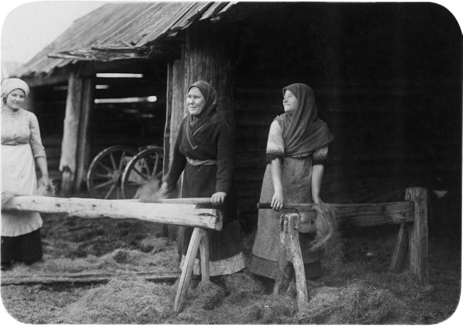 Иллюстрация к книге — Нам нужна великая Россия [i_233.jpg]