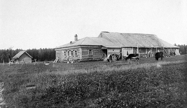 Иллюстрация к книге — Нам нужна великая Россия [i_243.jpg]