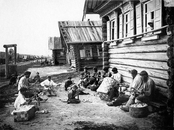 Иллюстрация к книге — Нам нужна великая Россия [i_246.jpg]