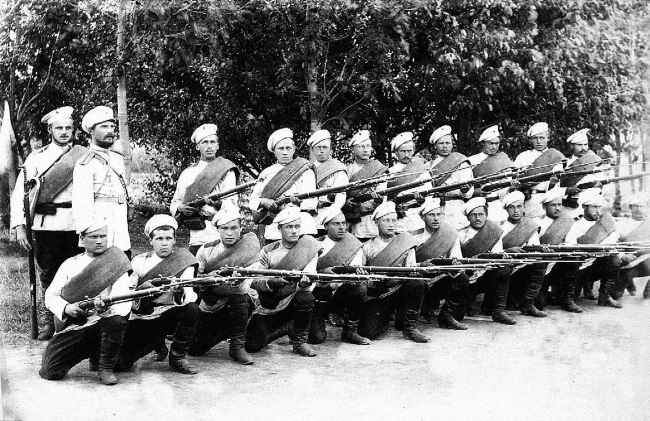 Иллюстрация к книге — Нам нужна великая Россия [i_252.jpg]