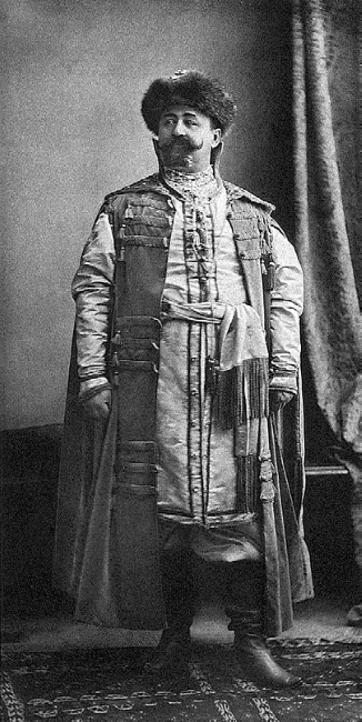 Иллюстрация к книге — Нам нужна великая Россия [i_294.jpg]