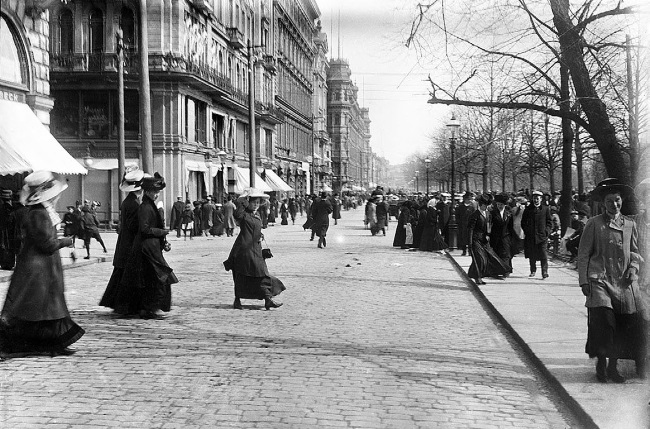 Иллюстрация к книге — Нам нужна великая Россия [i_314.jpg]