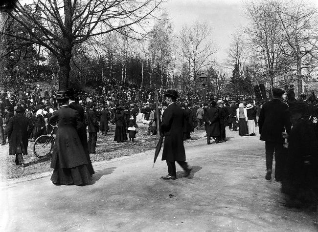 Иллюстрация к книге — Нам нужна великая Россия [i_315.jpg]