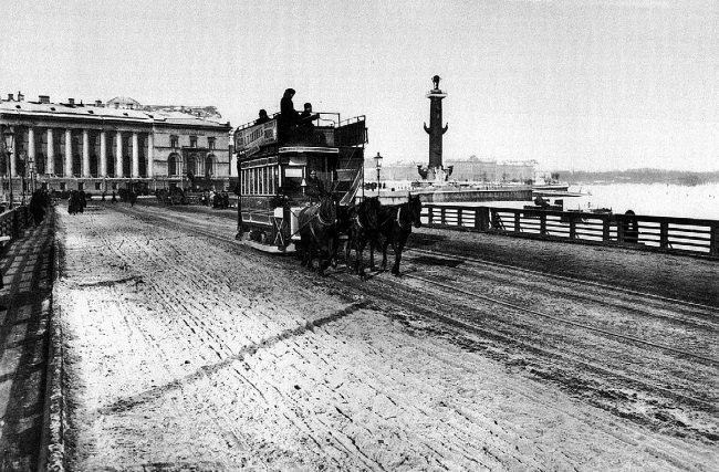 Иллюстрация к книге — Нам нужна великая Россия [i_323.jpg]