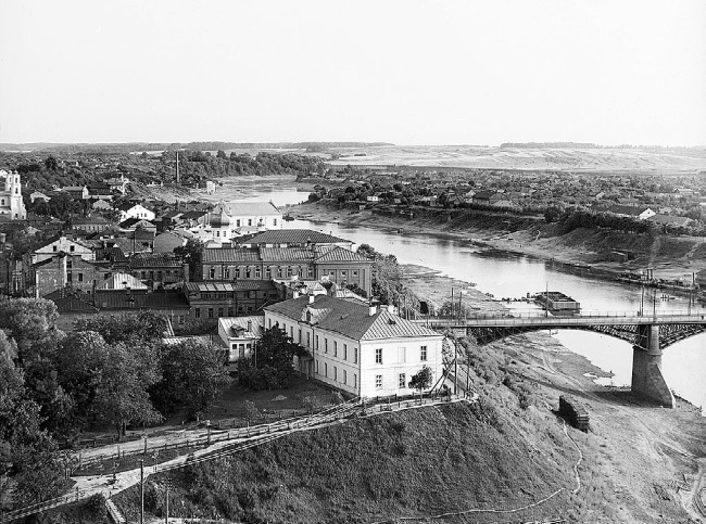 Иллюстрация к книге — Нам нужна великая Россия [i_344.jpg]