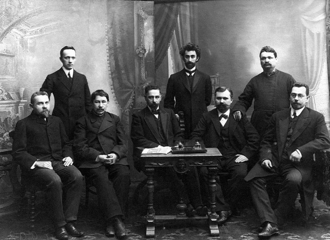 Иллюстрация к книге — Нам нужна великая Россия [i_371.jpg]