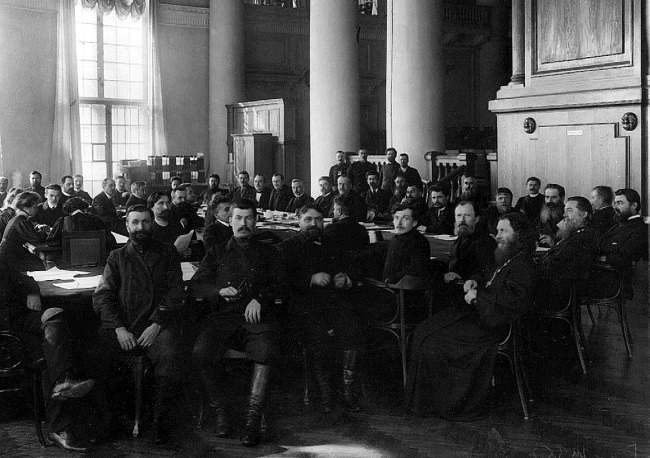 Иллюстрация к книге — Нам нужна великая Россия [i_383.jpg]