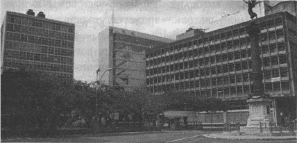 Иллюстрация к книге — Весь мир: Записки велосипедиста [i_032.jpg]