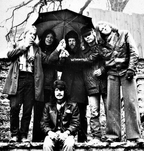 Иллюстрация к книге — Запрещенный Союз. Хиппи, мистики, диссиденты [i_006.jpg]