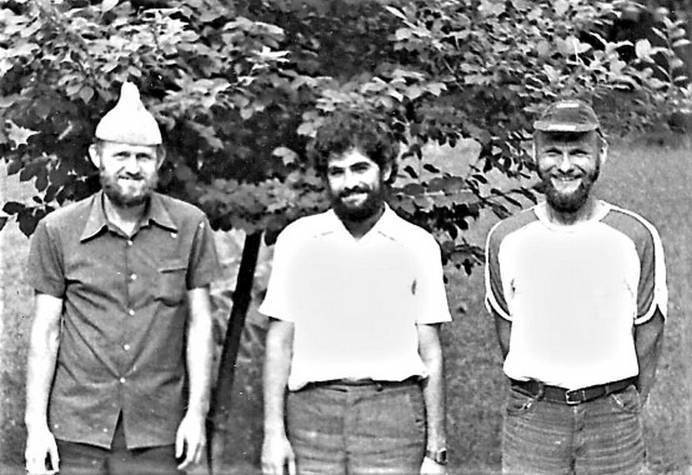 Иллюстрация к книге — Запрещенный Союз. Хиппи, мистики, диссиденты [i_029.jpg]