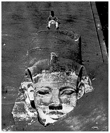 Иллюстрация к книге — Египетские мифы. От пирамид и фараонов до Анубиса и «Книги мертвых» [i_096.jpg]