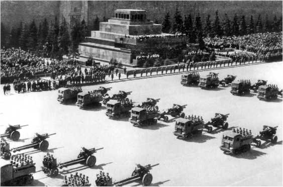 Иллюстрация к книге — Приграничное сражение 1941. Первая битва Великой Отечественной [i_004.jpg]