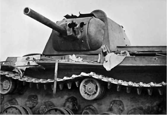 Иллюстрация к книге — Приграничное сражение 1941. Первая битва Великой Отечественной [i_033.jpg]