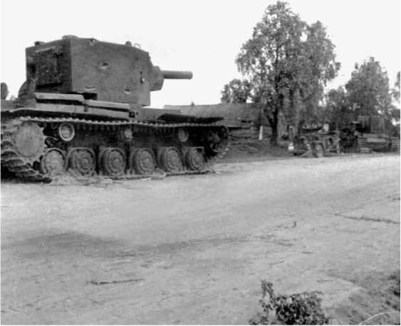 Иллюстрация к книге — Приграничное сражение 1941. Первая битва Великой Отечественной [i_099.jpg]