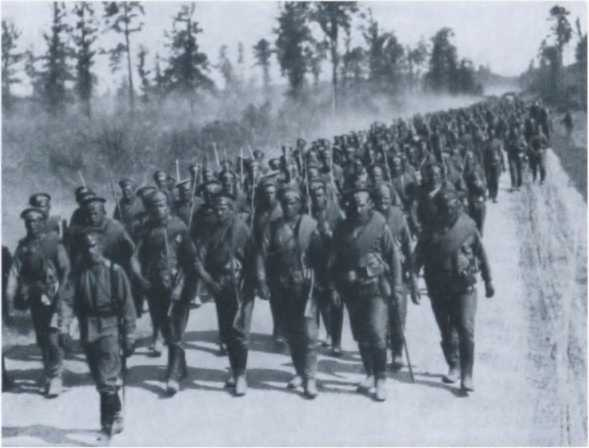 Иллюстрация к книге — Яков Серебрянский [i_009.jpg]