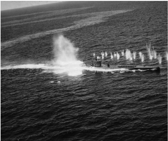 Иллюстрация к книге — Битва за Атлантику. Откуда пришли «волчьи стаи»? [i_018.jpg]