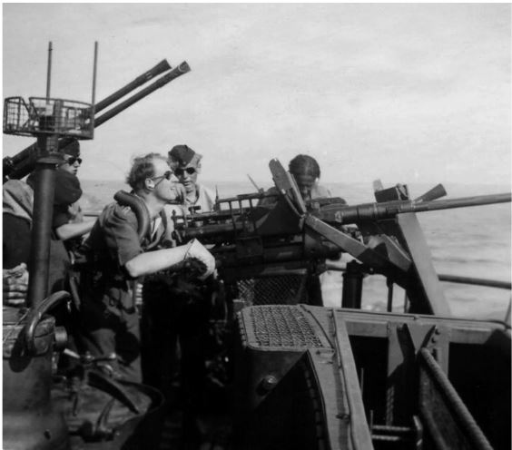 Иллюстрация к книге — Битва за Атлантику. Откуда пришли «волчьи стаи»? [i_019.jpg]