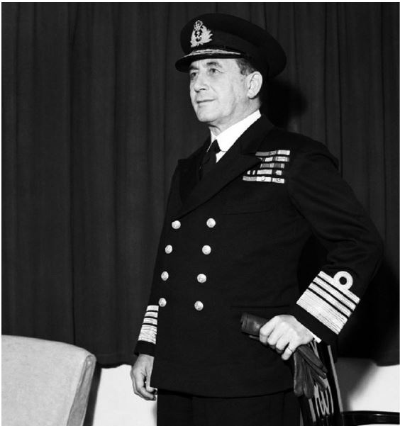 Иллюстрация к книге — Битва за Атлантику. Откуда пришли «волчьи стаи»? [i_024.jpg]