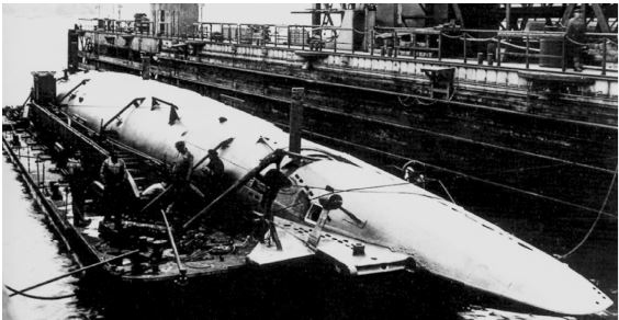 Иллюстрация к книге — Битва за Атлантику. Откуда пришли «волчьи стаи»? [i_127.jpg]