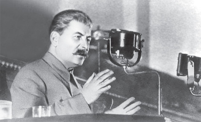 Иллюстрация к книге — Предатели в русской истории. 1000 лет коварства, ренегатства, хитрости, дезертирства, клятвопреступлений и государственных измен… [i_054.jpg]